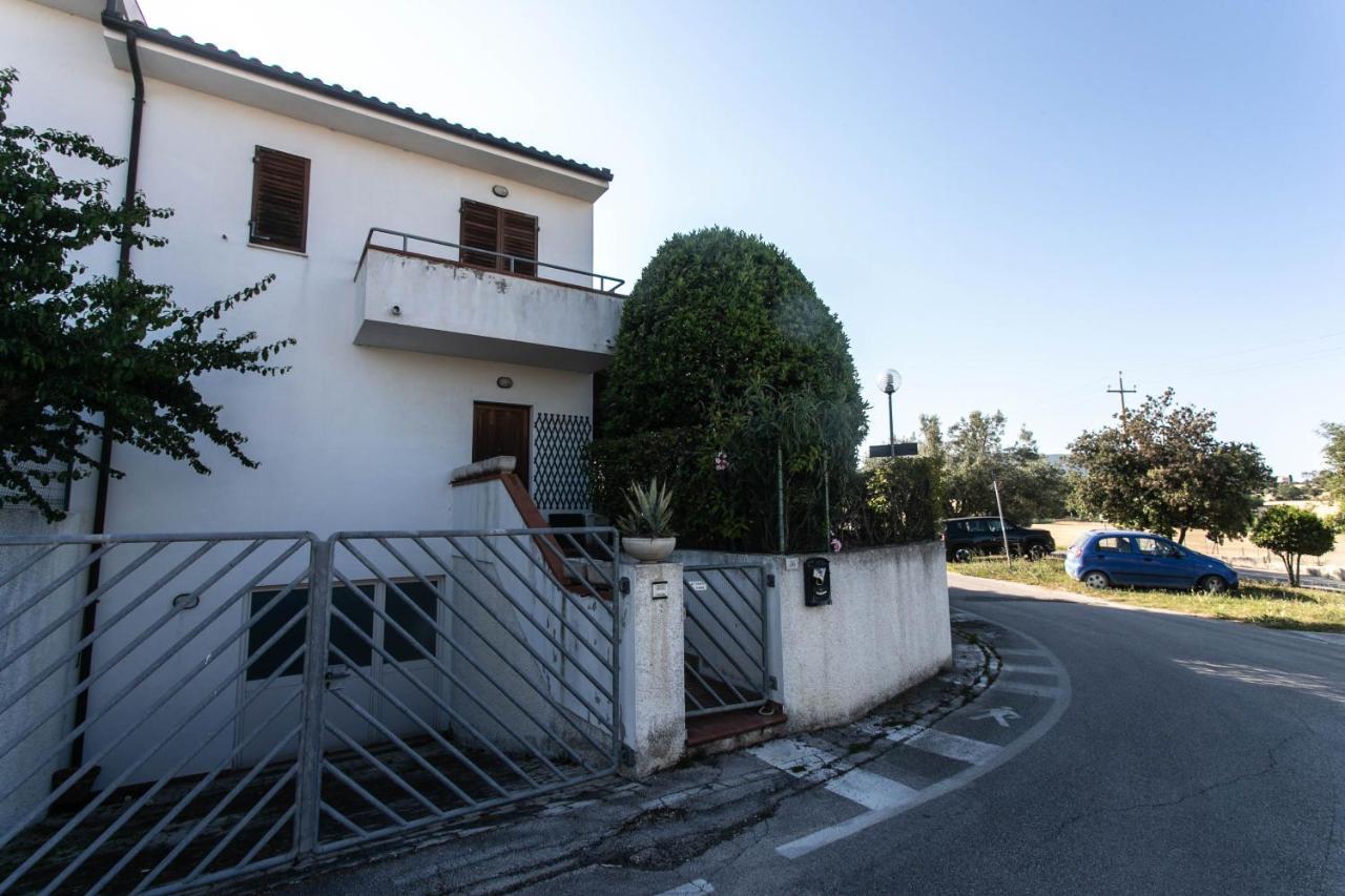 M148 - Marcelli, Deliziosa Villetta Con Giardino Εξωτερικό φωτογραφία